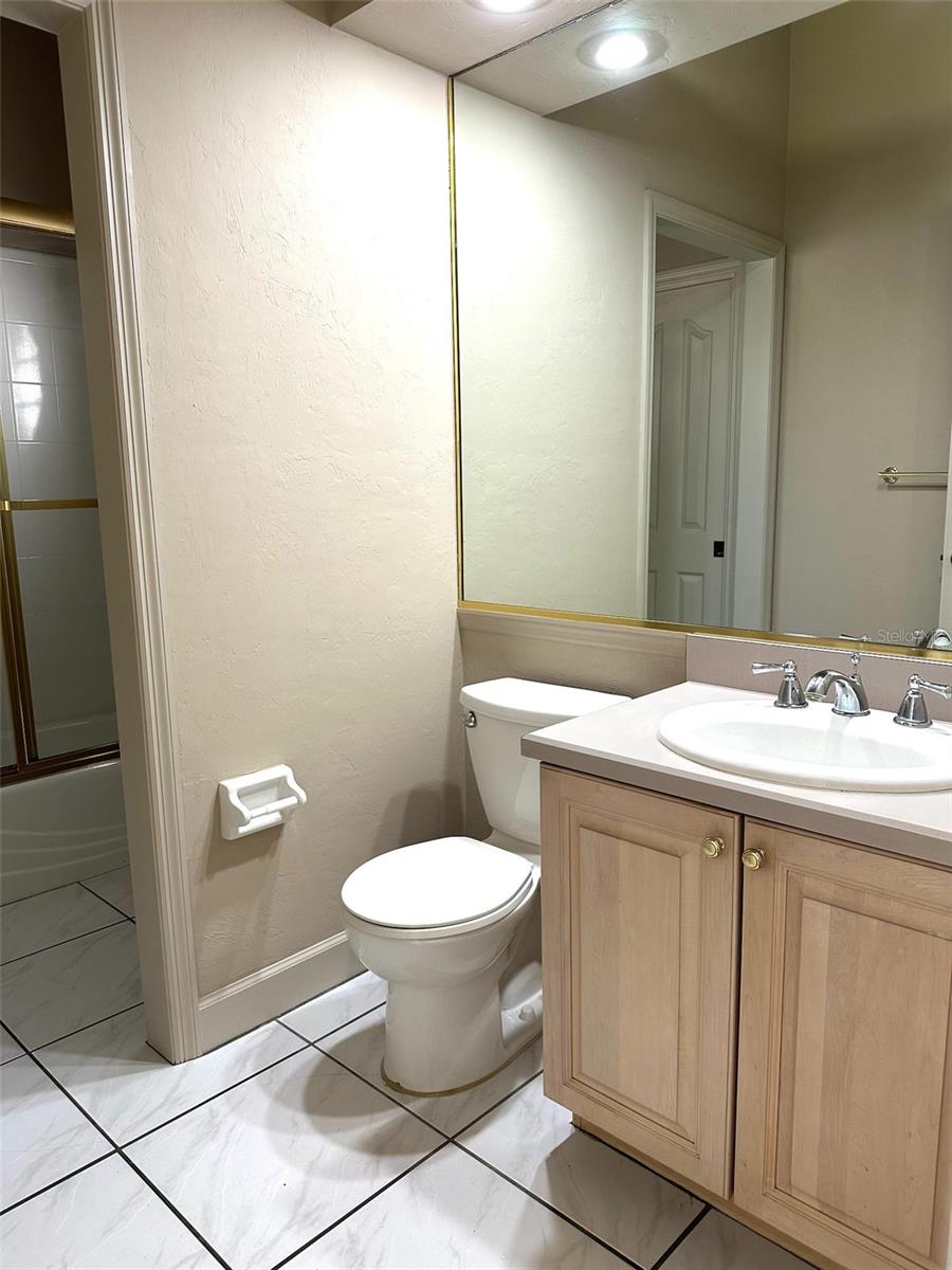 Image 16 of 26 For 10947 Palmetto Boulevard