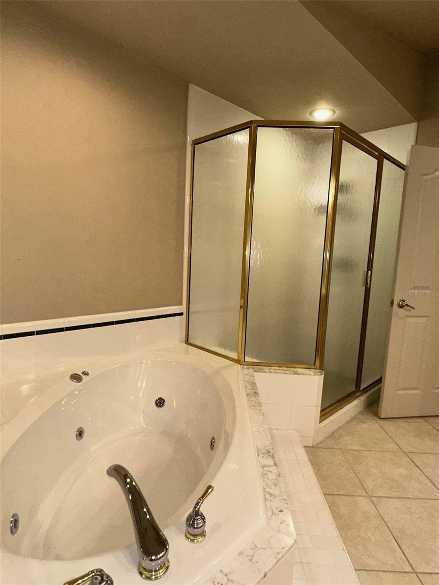 Image 22 of 26 For 10947 Palmetto Boulevard