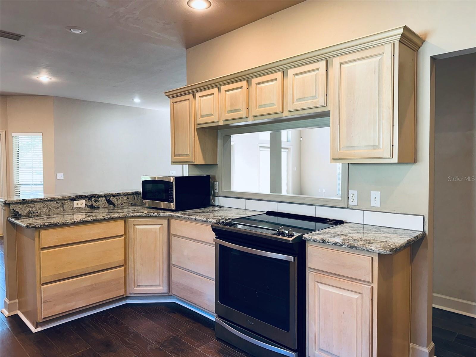 Image 3 of 26 For 10947 Palmetto Boulevard