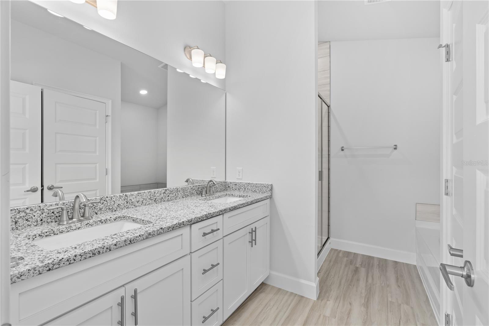 Image 13 of 21 For 13658 150th Circle