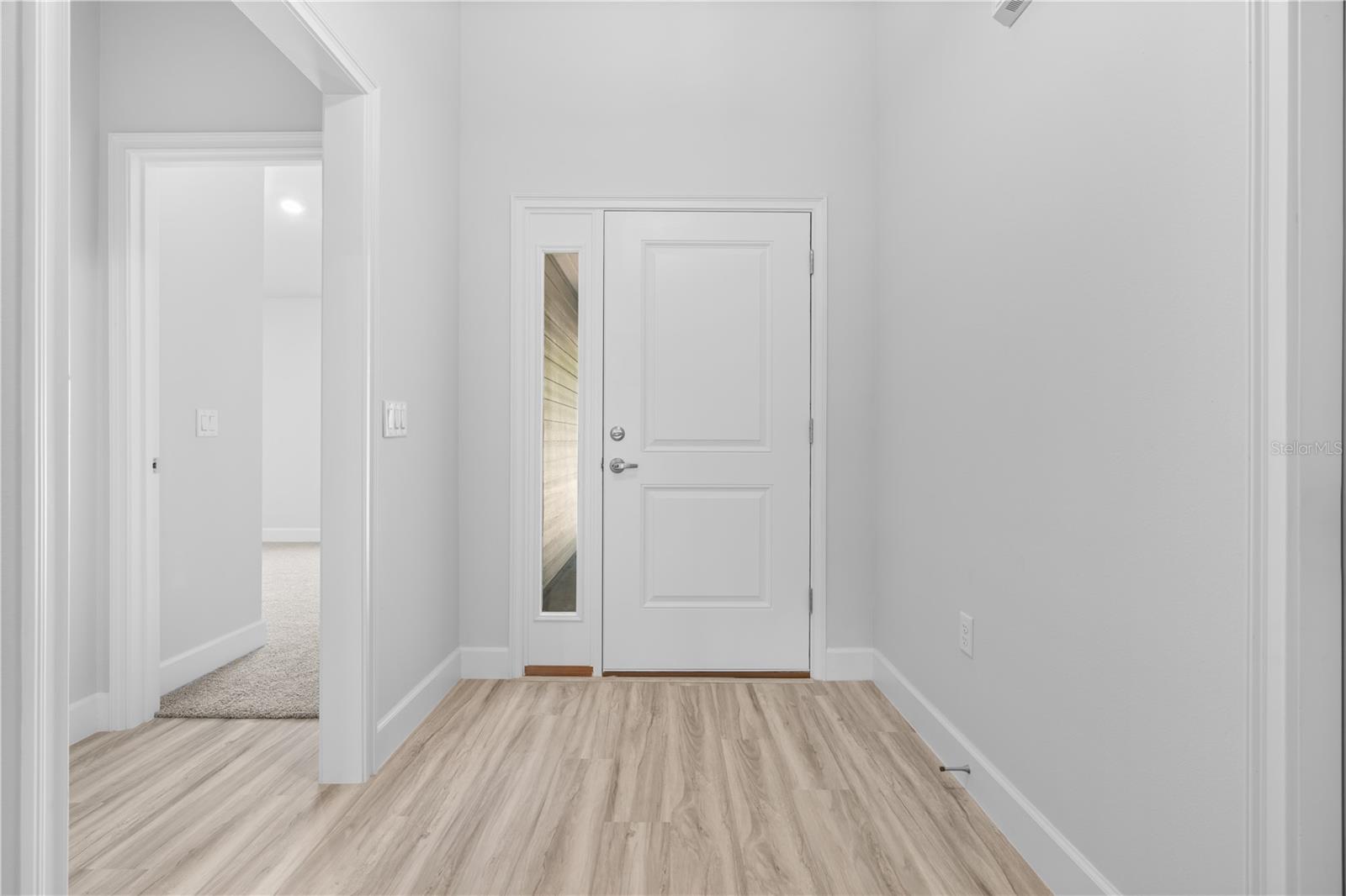 Image 3 of 21 For 13658 150th Circle