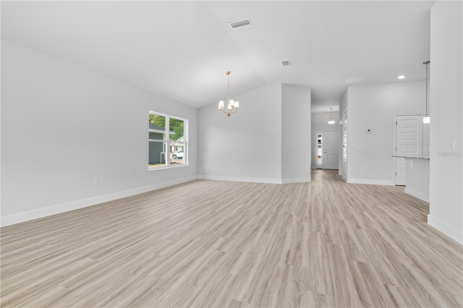 Image 4 of 21 For 13658 150th Circle