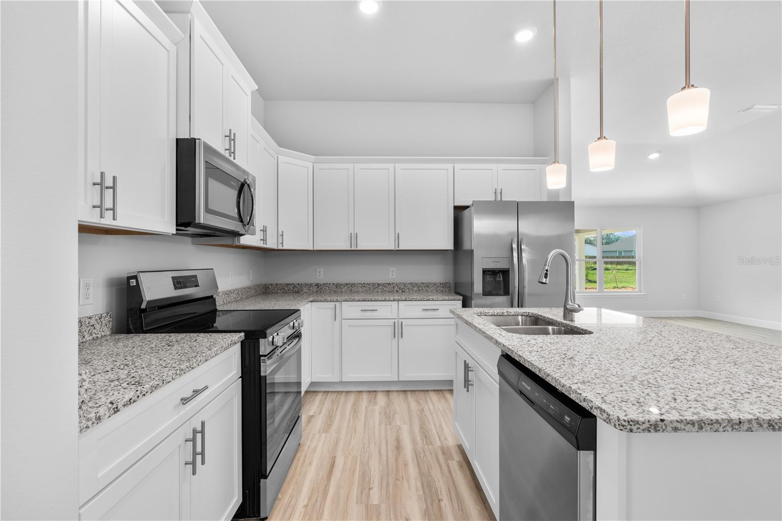 Image 8 of 21 For 13658 150th Circle