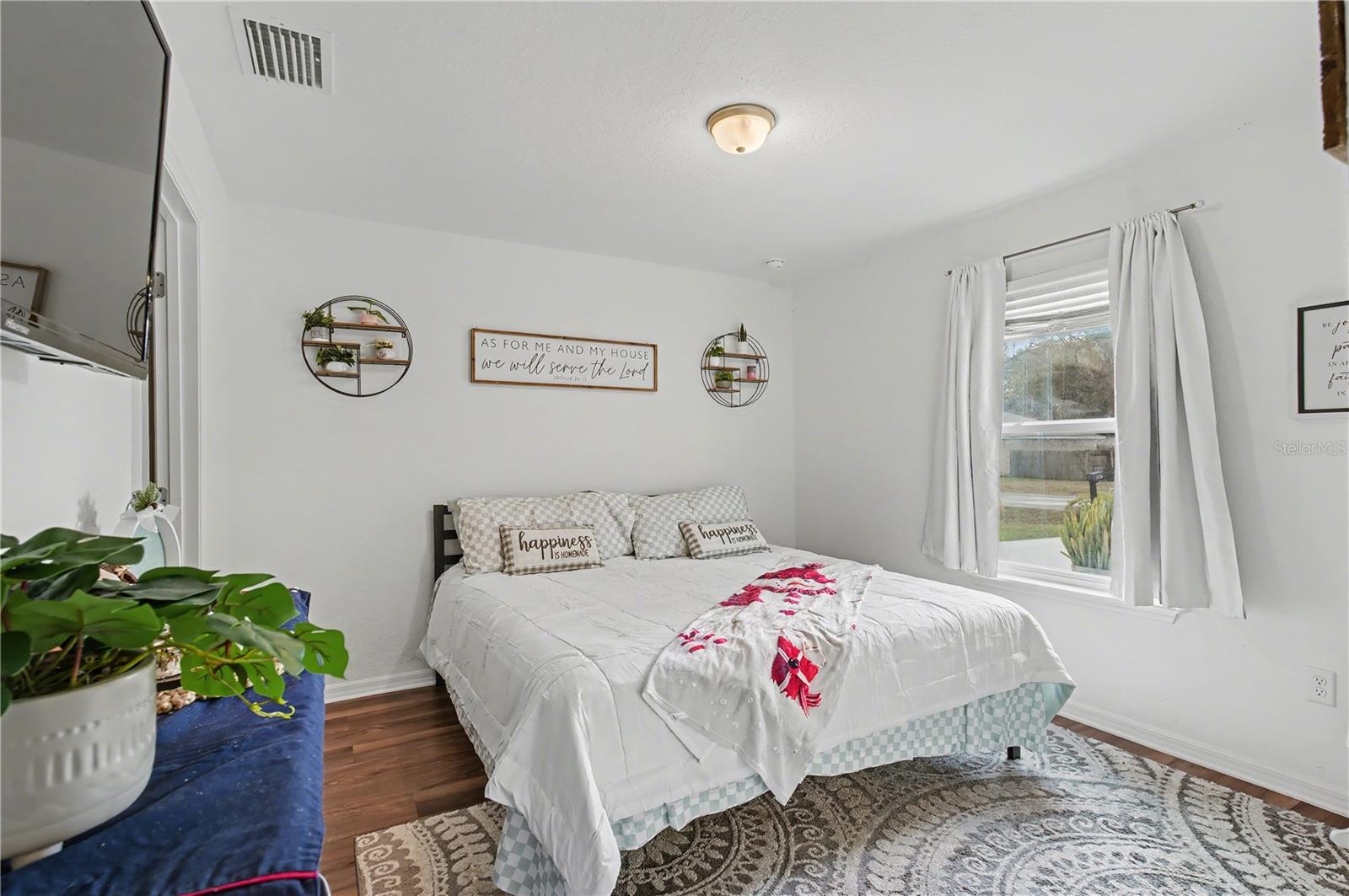 Image 4 of 15 For 1510 35th Avenue