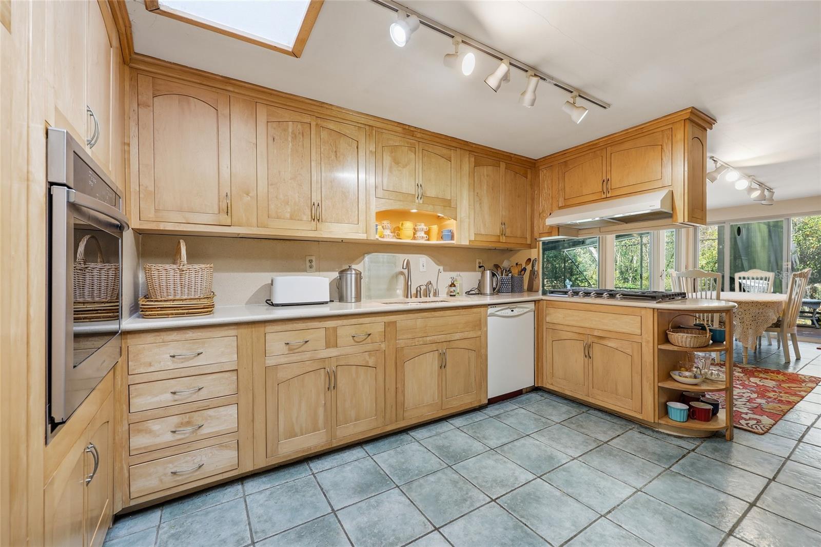 Image 10 of 64 For 2074 11th Road