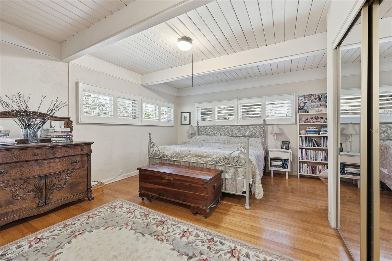 Image 18 of 64 For 2074 11th Road