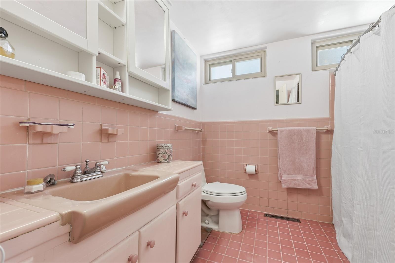 Image 20 of 64 For 2074 11th Road