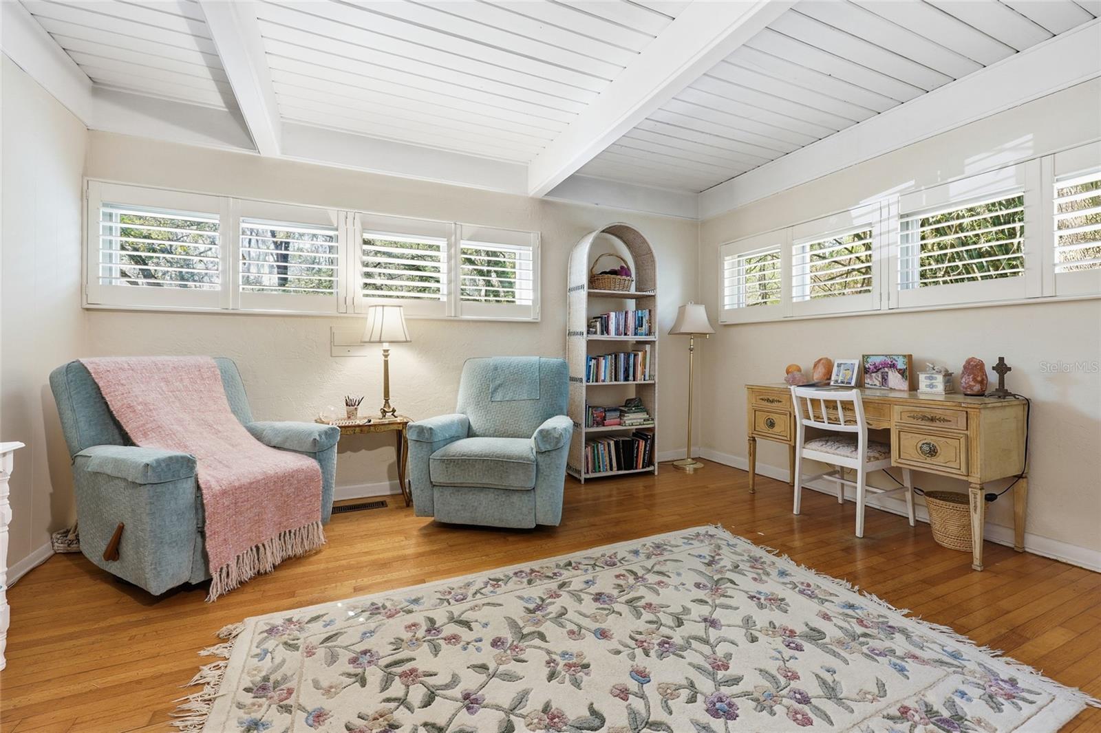 Image 21 of 64 For 2074 11th Road