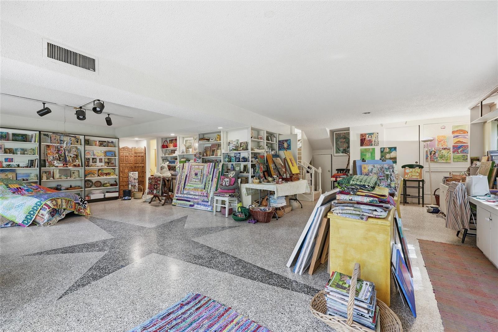 Image 31 of 64 For 2074 11th Road