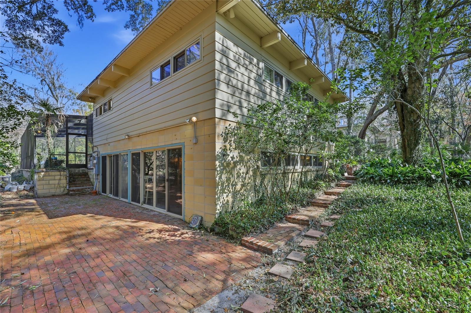 Image 39 of 64 For 2074 11th Road