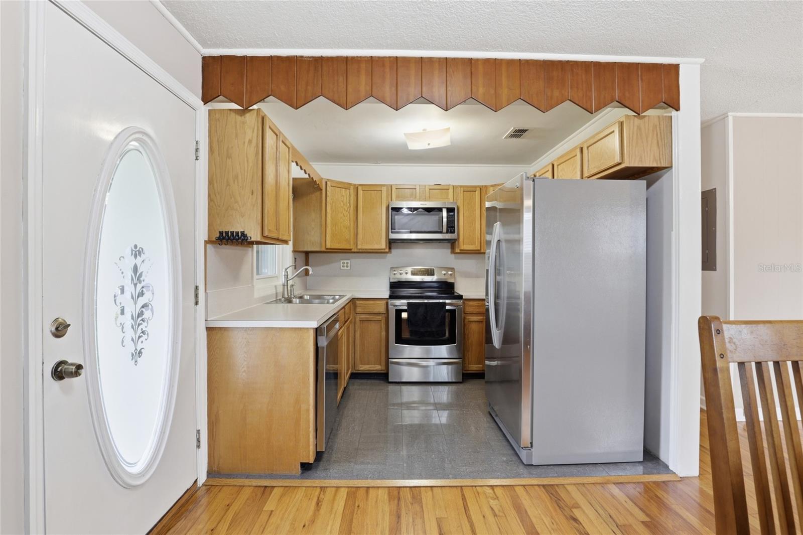 Image 11 of 60 For 8096 County Road 18