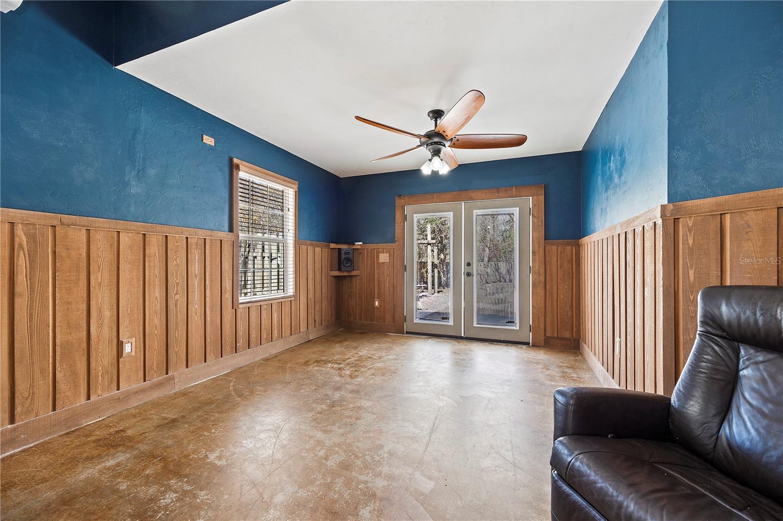 Image 31 of 66 For 2440 52nd Place