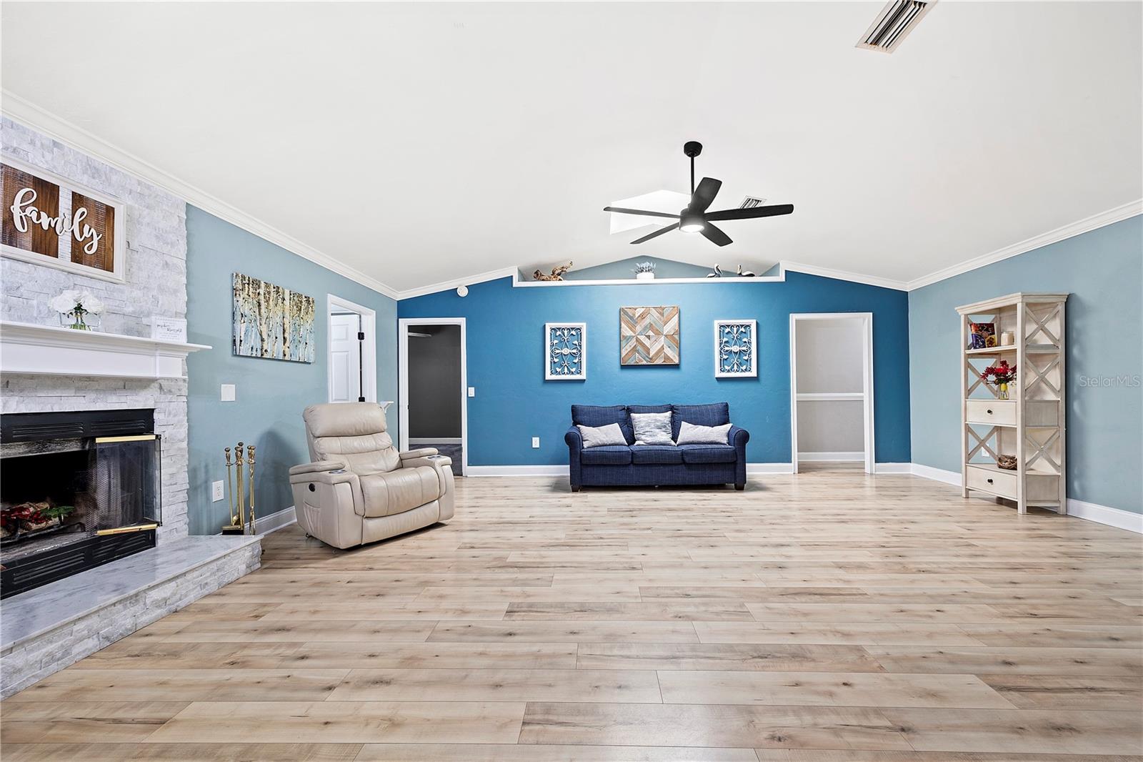 Image 5 of 66 For 2440 52nd Place