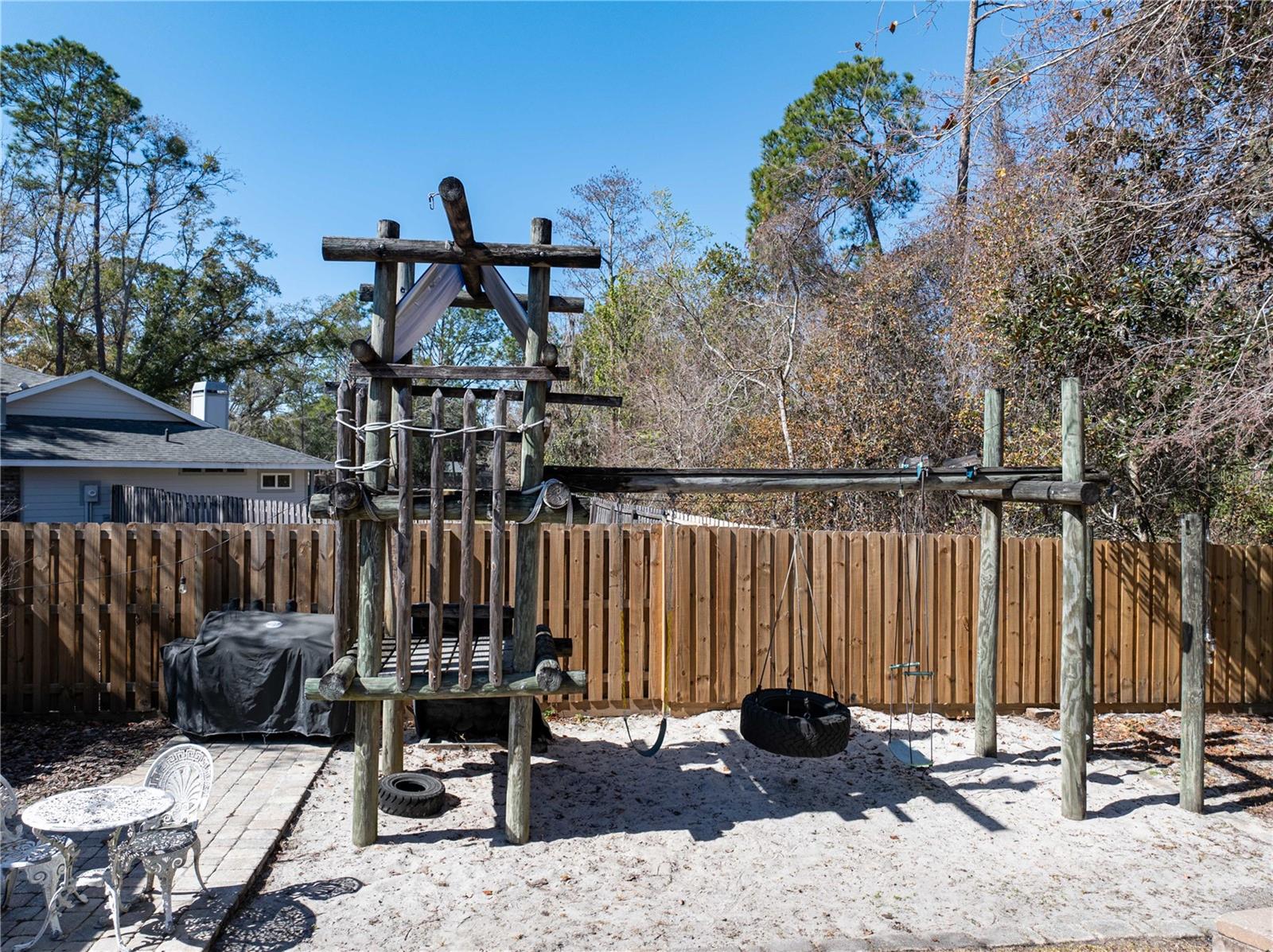 Image 59 of 66 For 2440 52nd Place