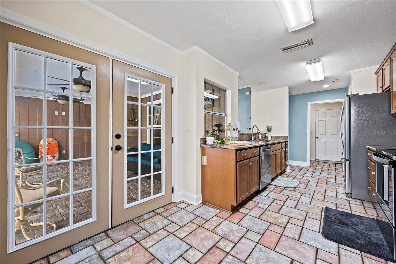 Image 9 of 66 For 2440 52nd Place