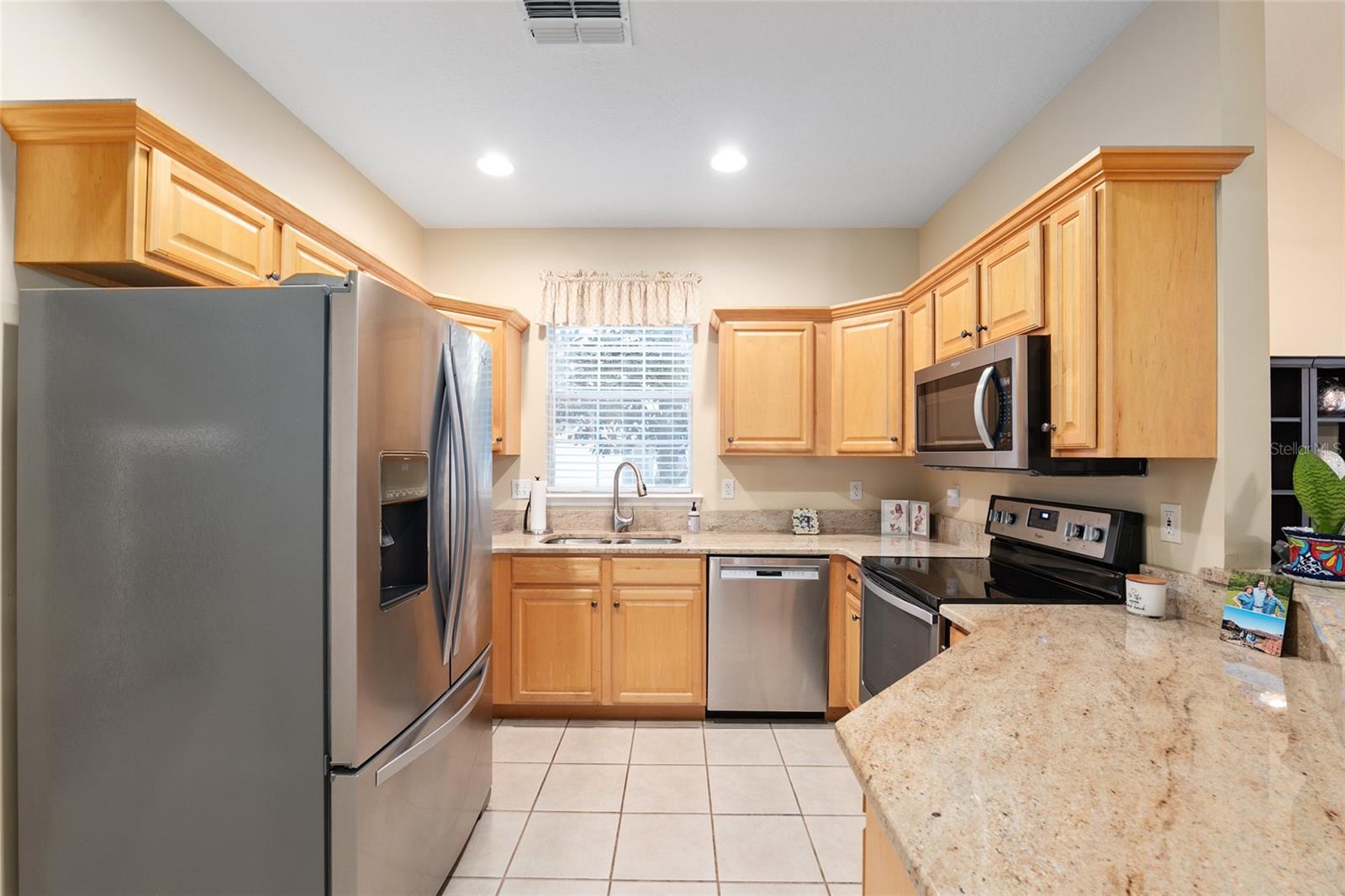 Image 18 of 38 For 3941 8th Avenue