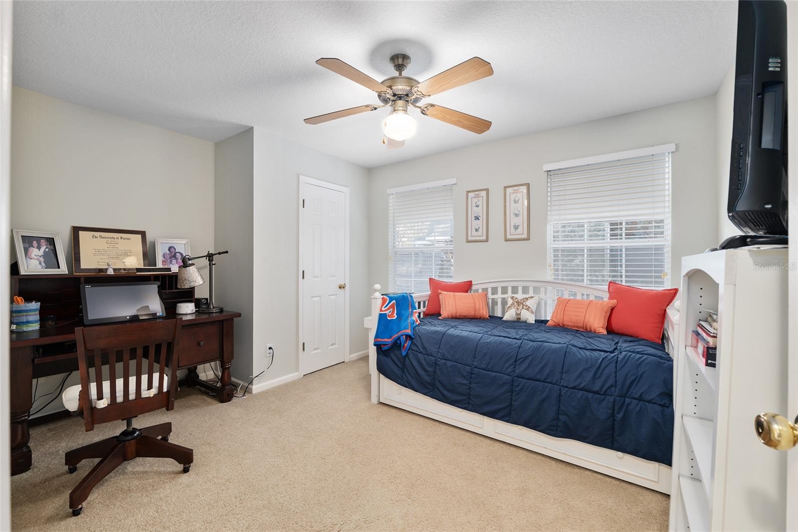 Image 29 of 38 For 3941 8th Avenue