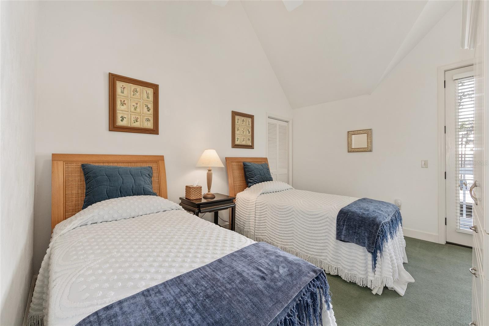 Image 66 of 78 For 715 Seminole Ridge Road 1