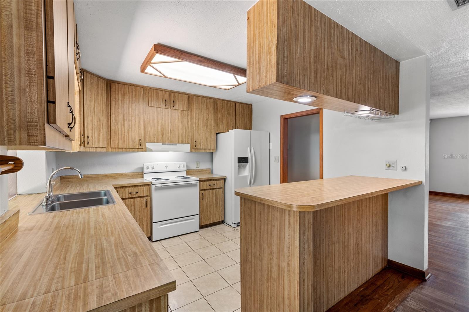 Image 13 of 26 For 2256 9th Place