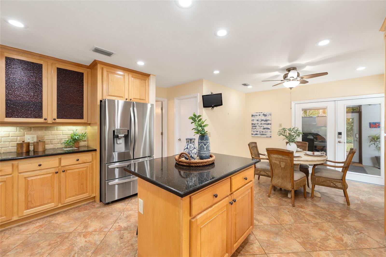 Image 19 of 83 For 3602 84th Street