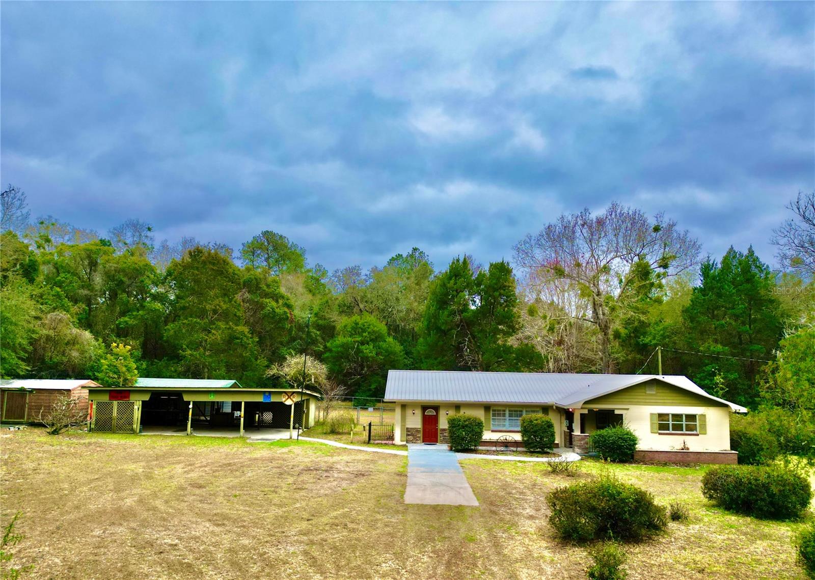 Image 12 of 56 For 17221 77th Lane