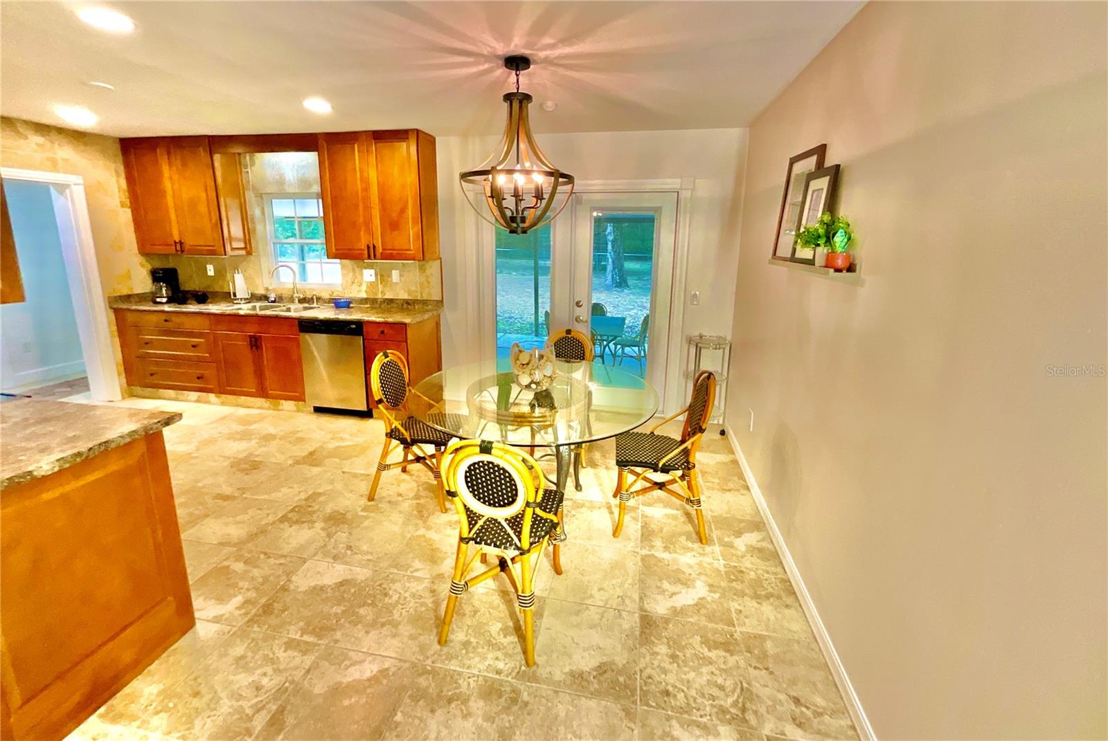 Image 24 of 56 For 17221 77th Lane