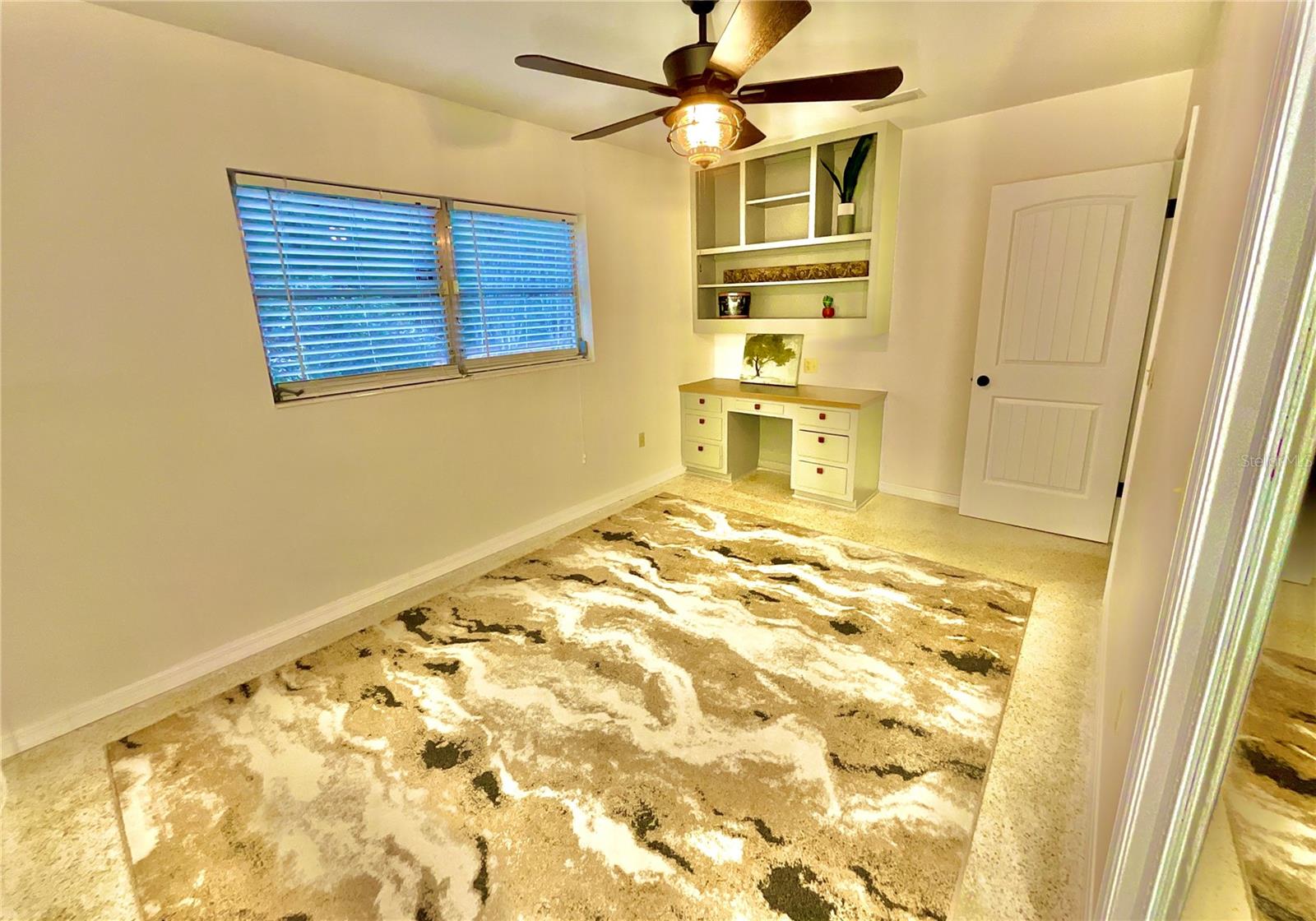 Image 32 of 56 For 17221 77th Lane