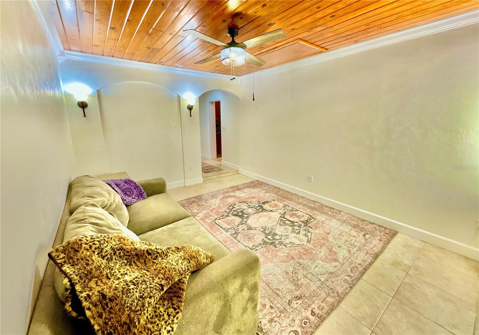 Image 37 of 56 For 17221 77th Lane