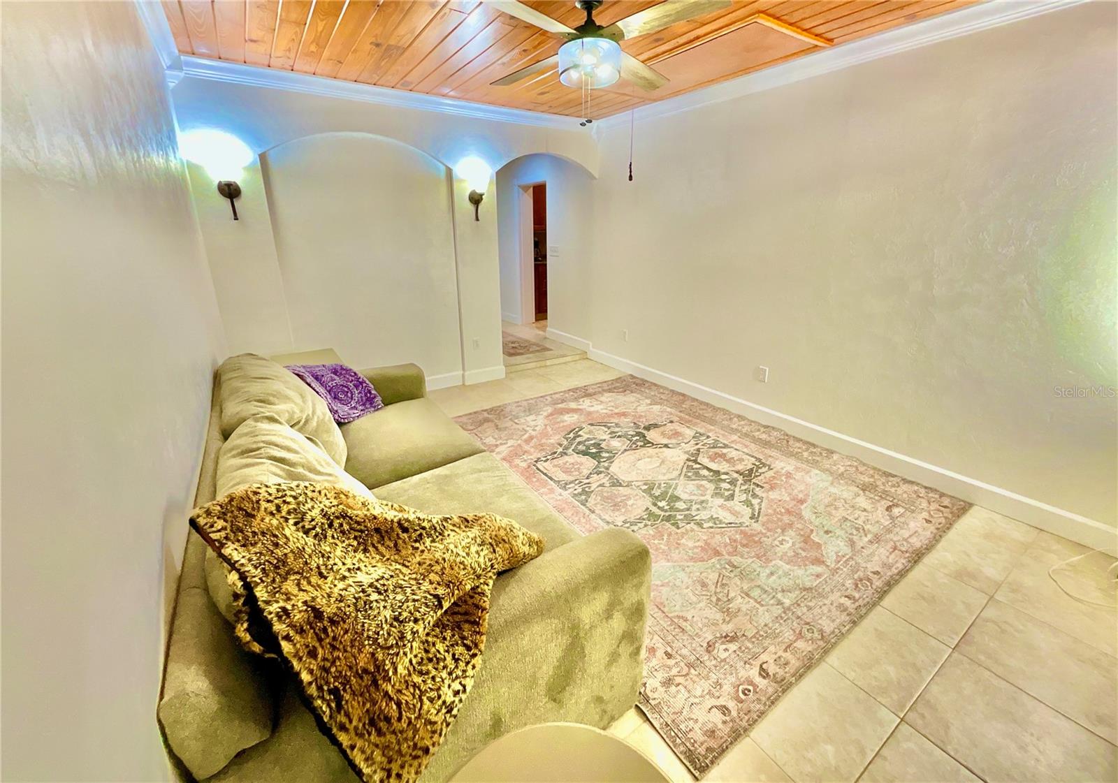 Image 39 of 56 For 17221 77th Lane