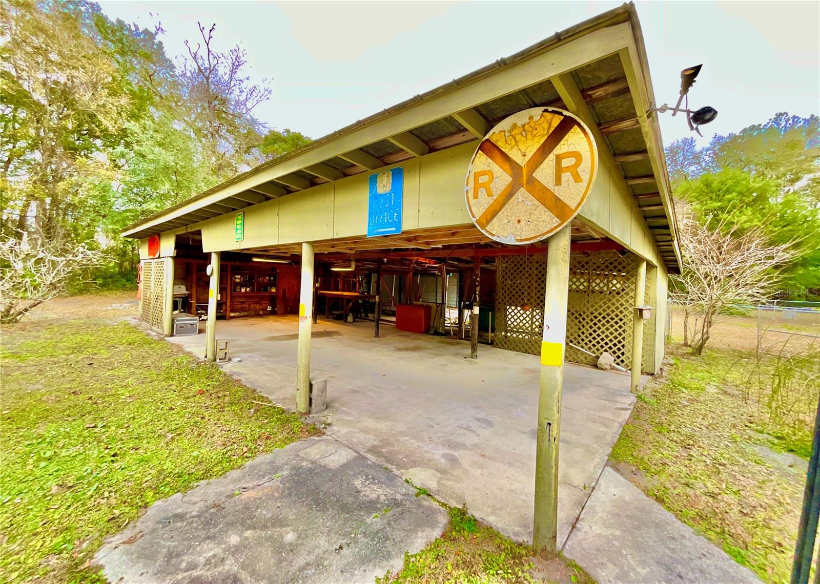 Image 48 of 56 For 17221 77th Lane