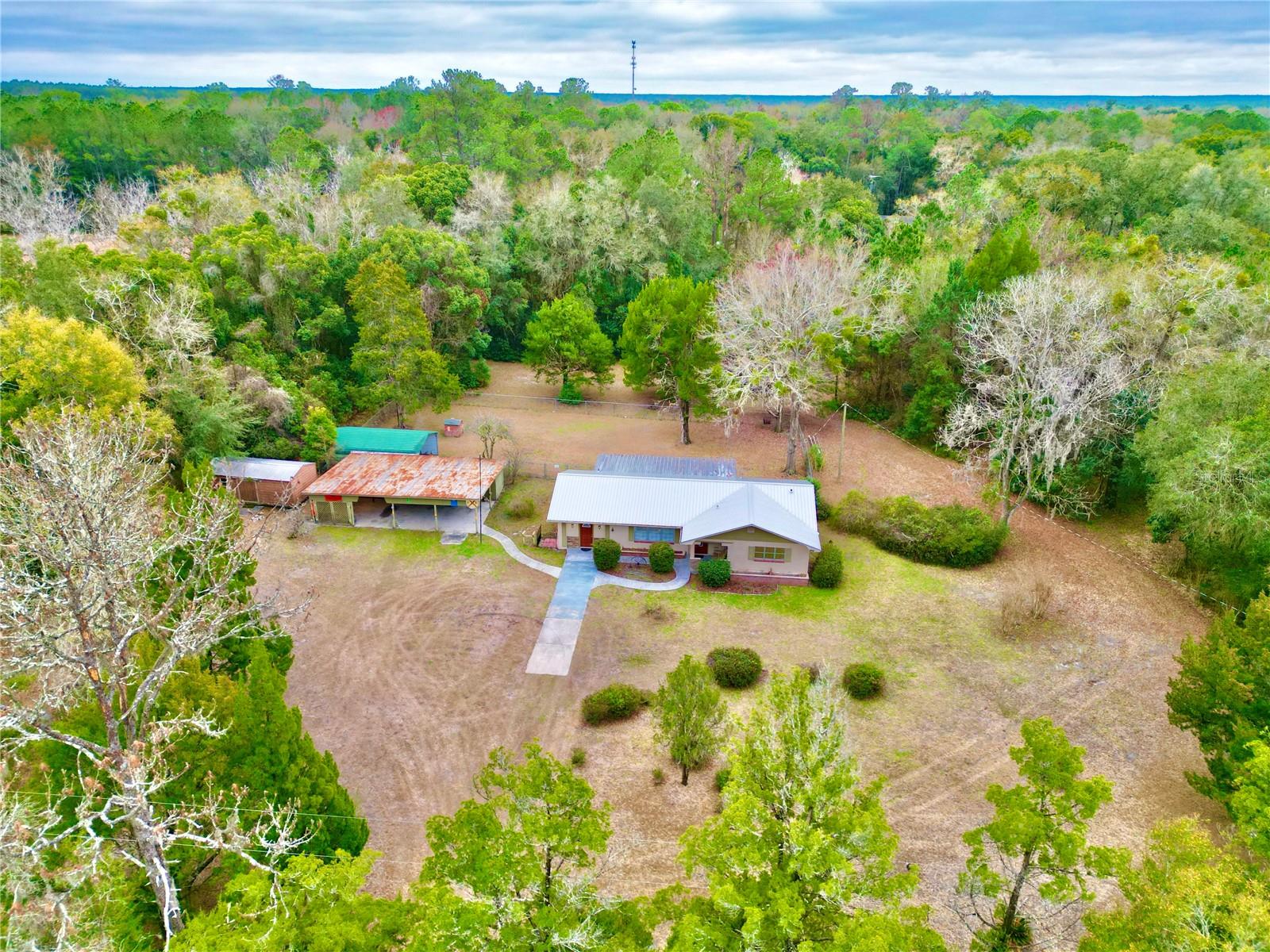 Image 6 of 56 For 17221 77th Lane