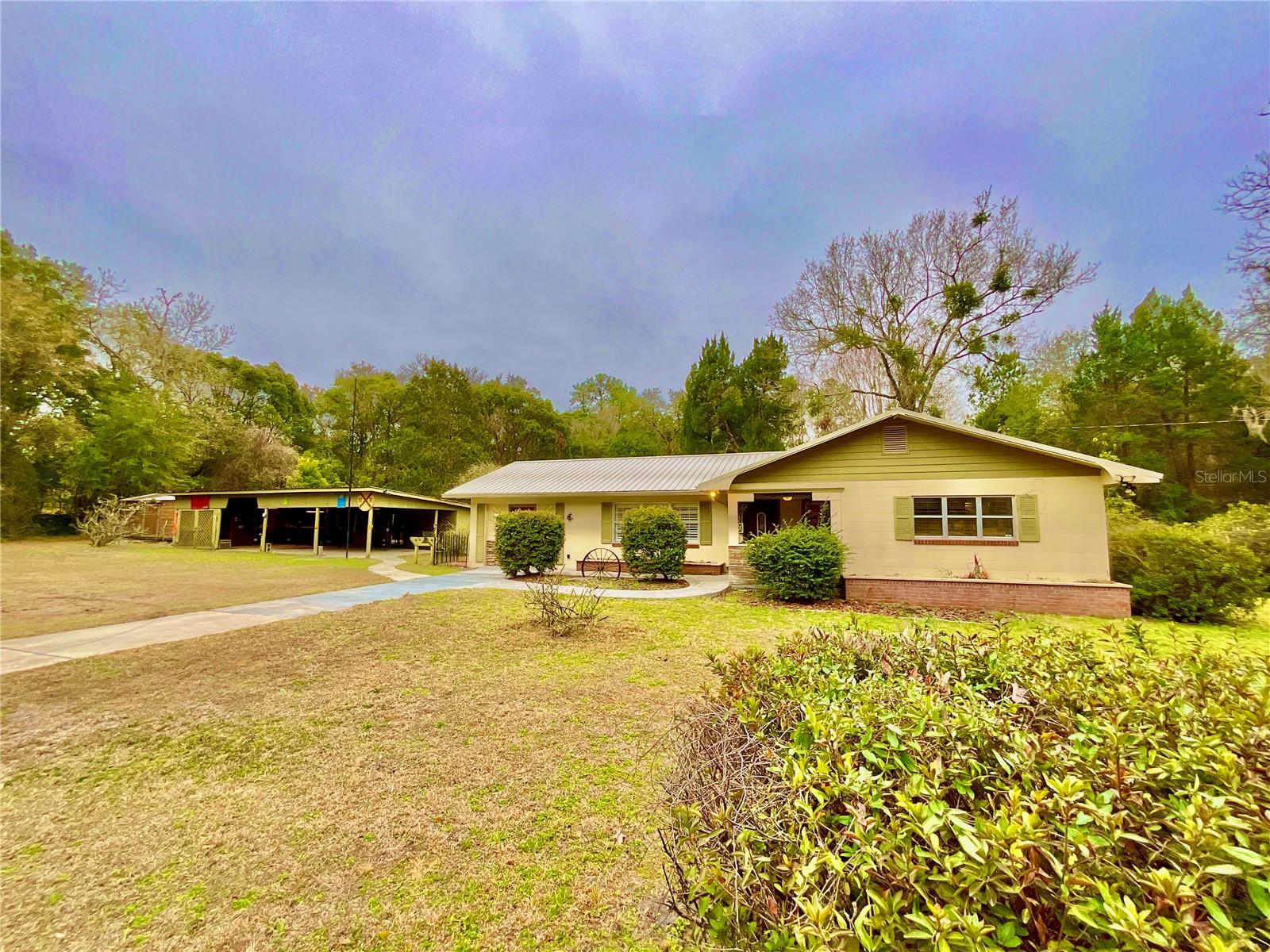 Image 7 of 56 For 17221 77th Lane