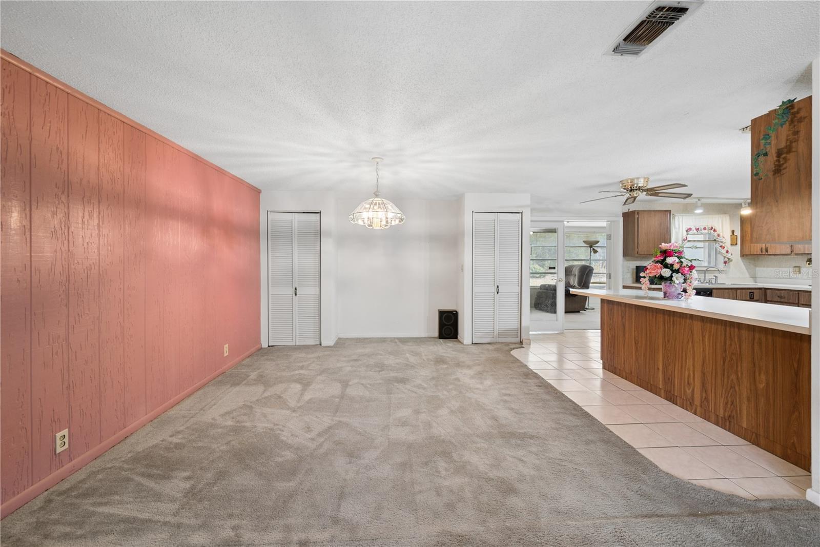 Image 18 of 47 For 15851 15th Street