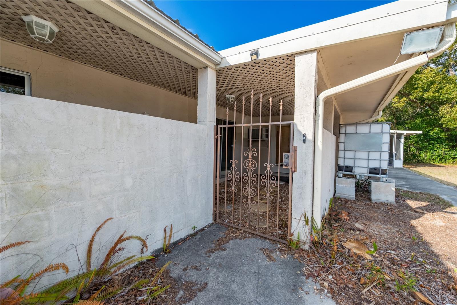 Image 8 of 47 For 15851 15th Street