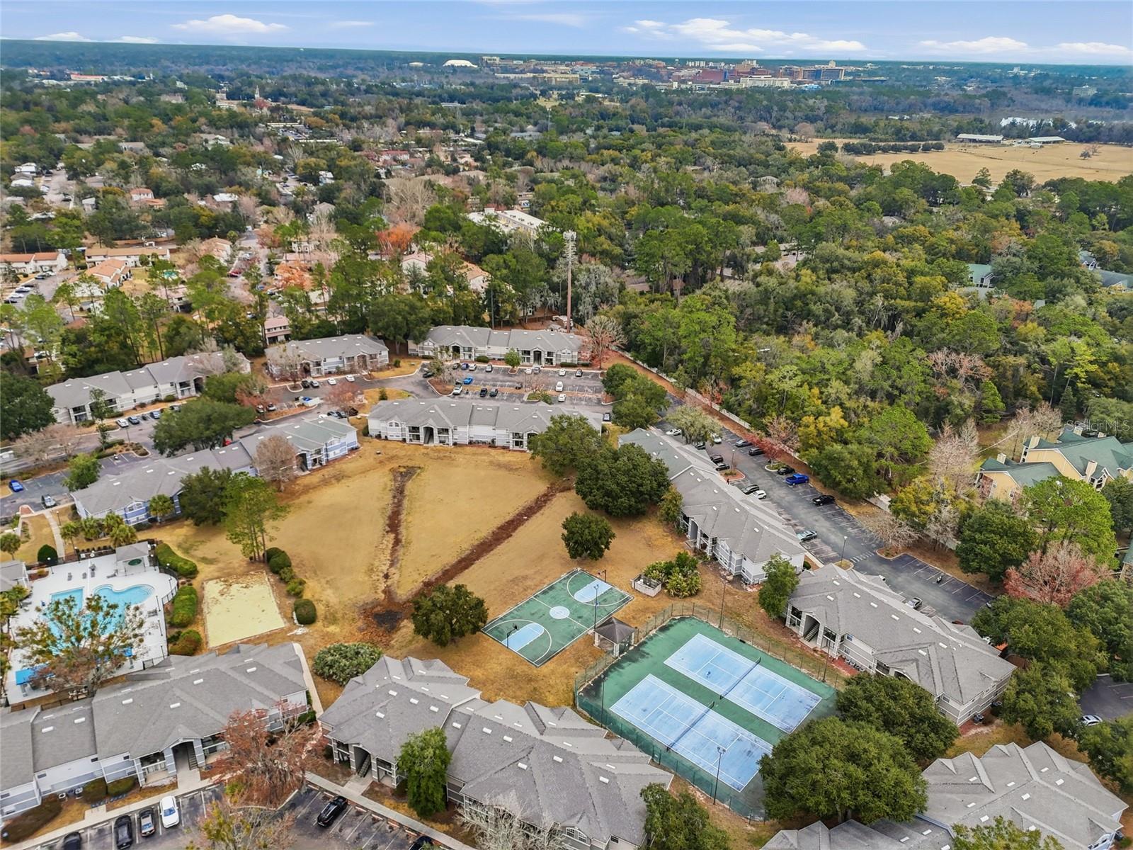 Image 20 of 24 For 3705 27th Street 717