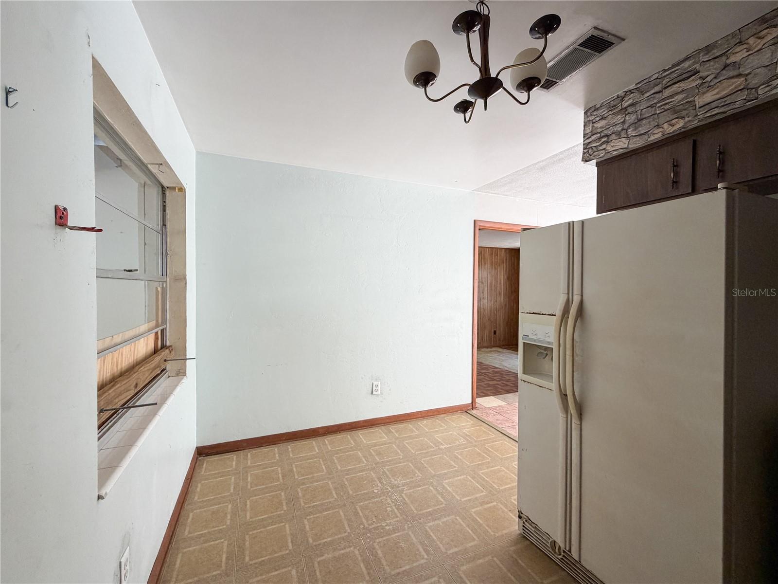 Image 20 of 33 For 1948 31st Place