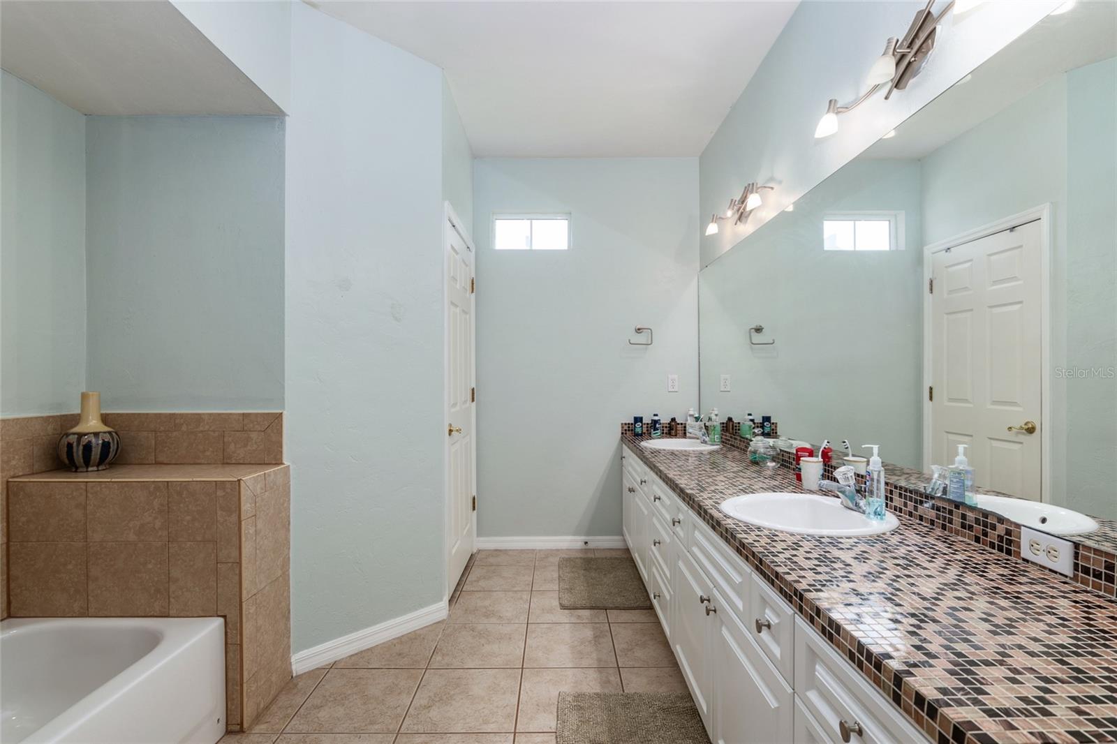 Image 19 of 46 For 10545 30th Lane