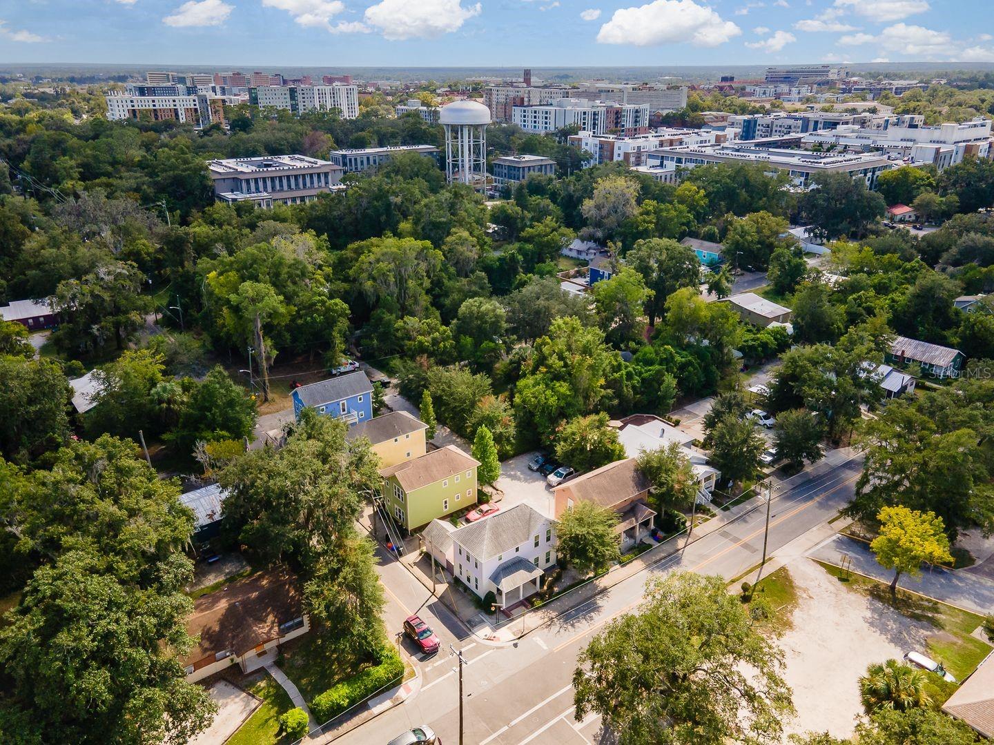 Image 19 of 22 For 624 10 Street