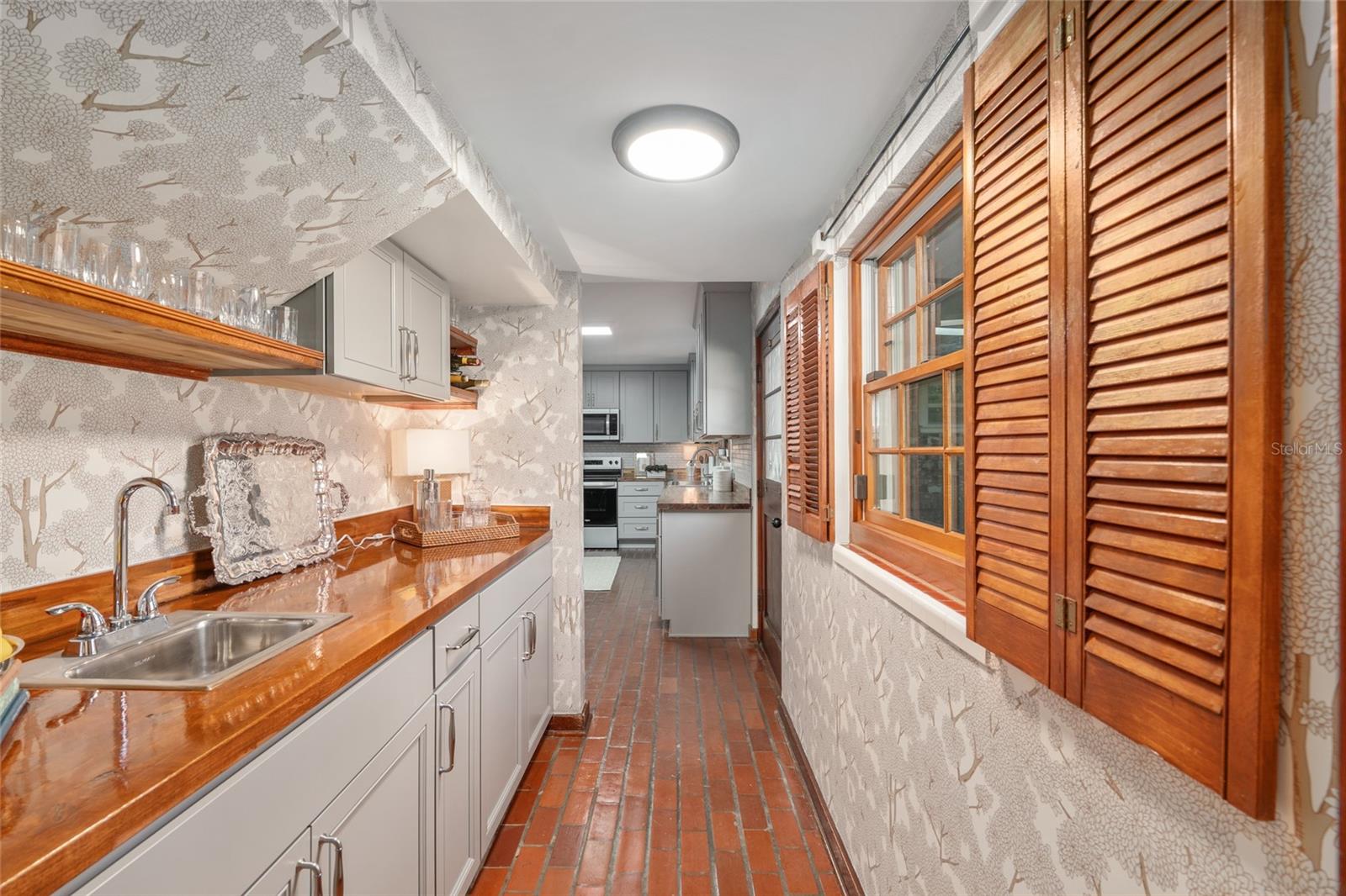 Image 23 of 89 For 1801 30th Terrace