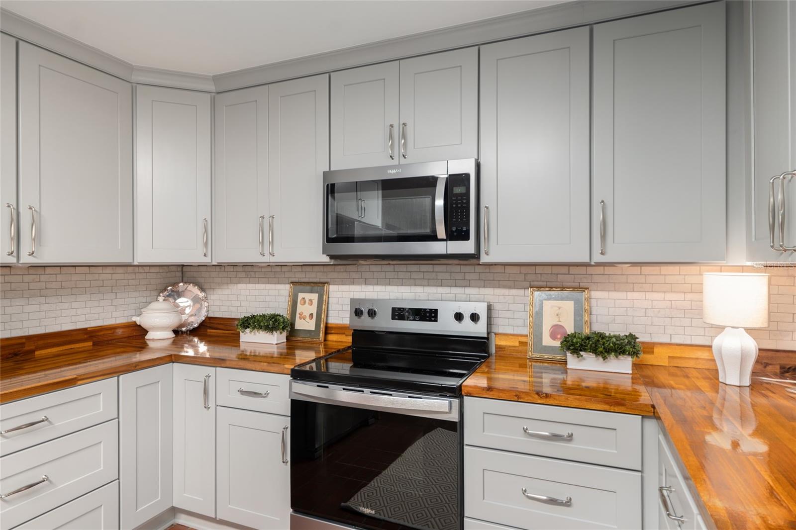 Image 28 of 89 For 1801 30th Terrace