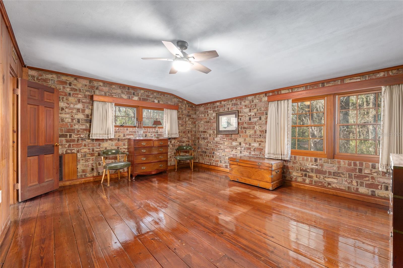 Image 42 of 89 For 1801 30th Terrace