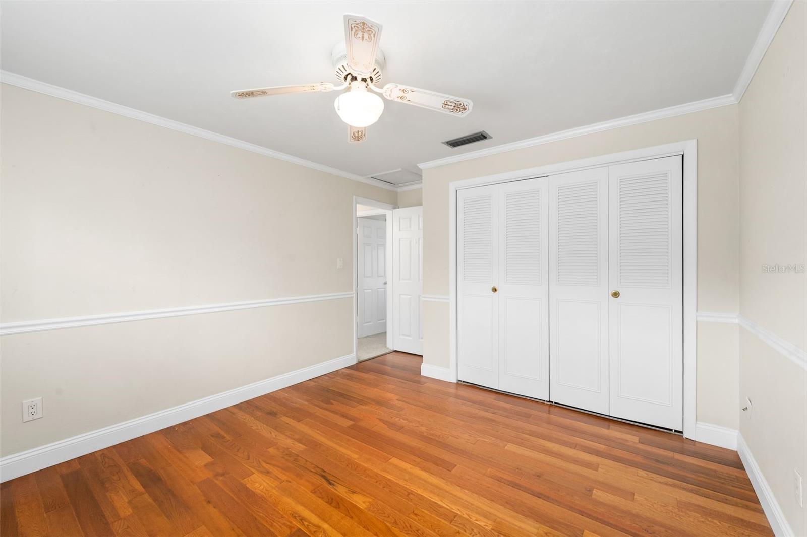 Image 17 of 39 For 1411 47th Terrace