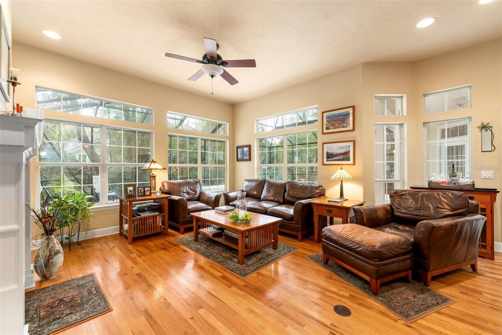 Image 14 of 34 For 9440 35th Lane