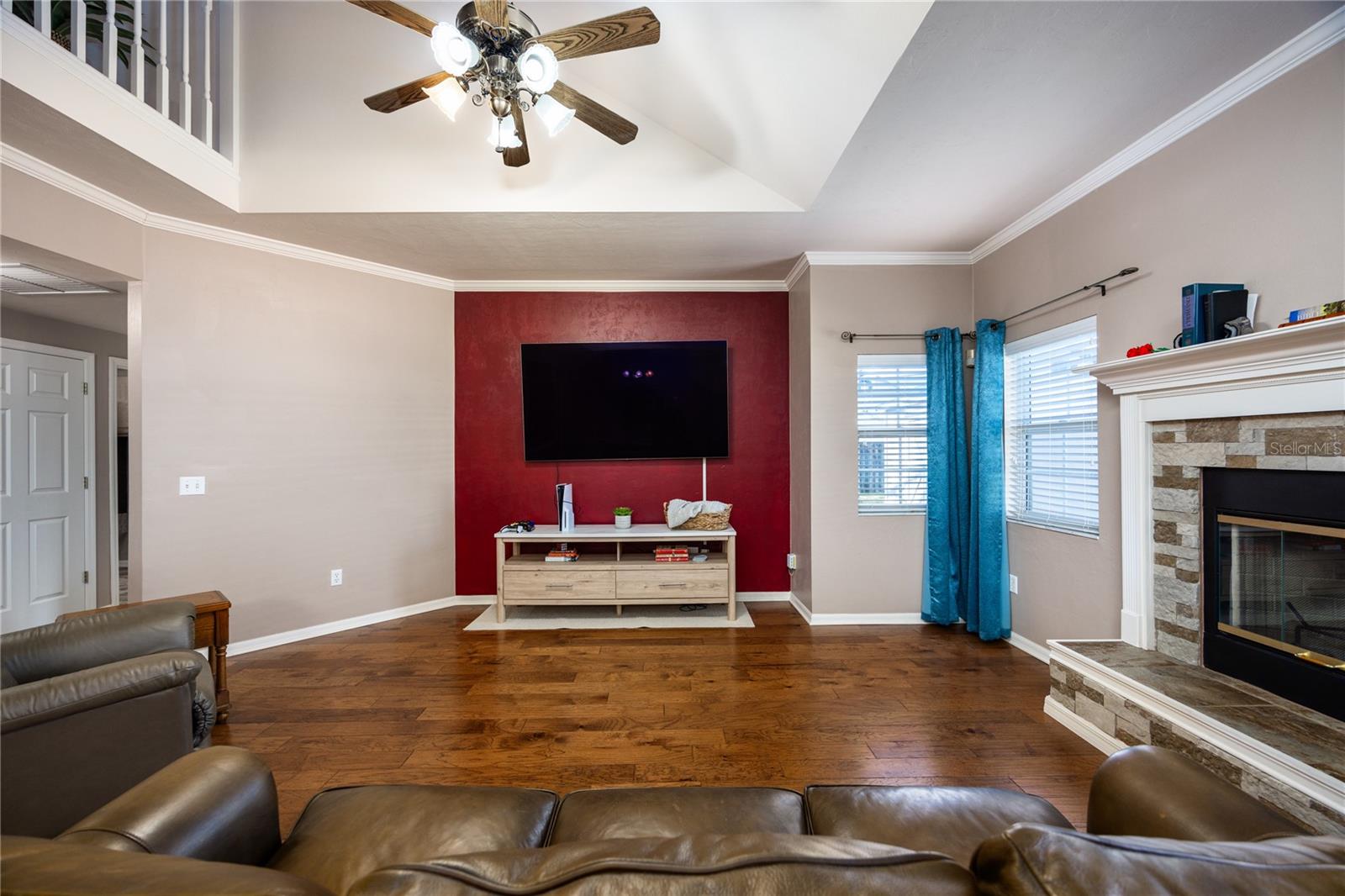 Image 4 of 41 For 2548 93rd Street