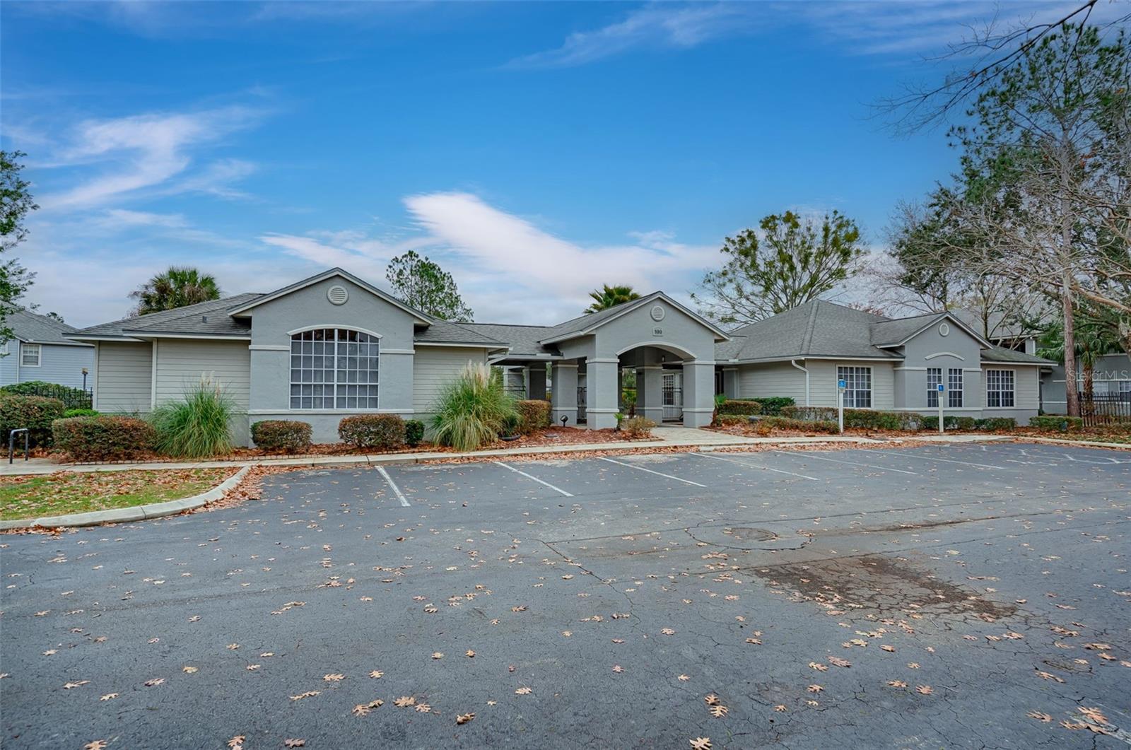 Image 27 of 39 For 3705 27th Street 926