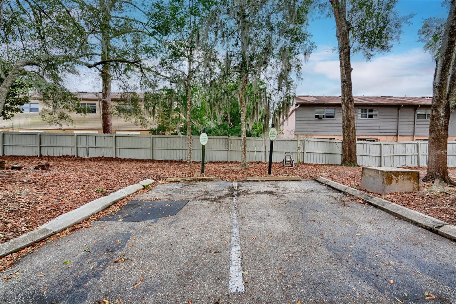 Image 28 of 39 For 3705 27th Street 926