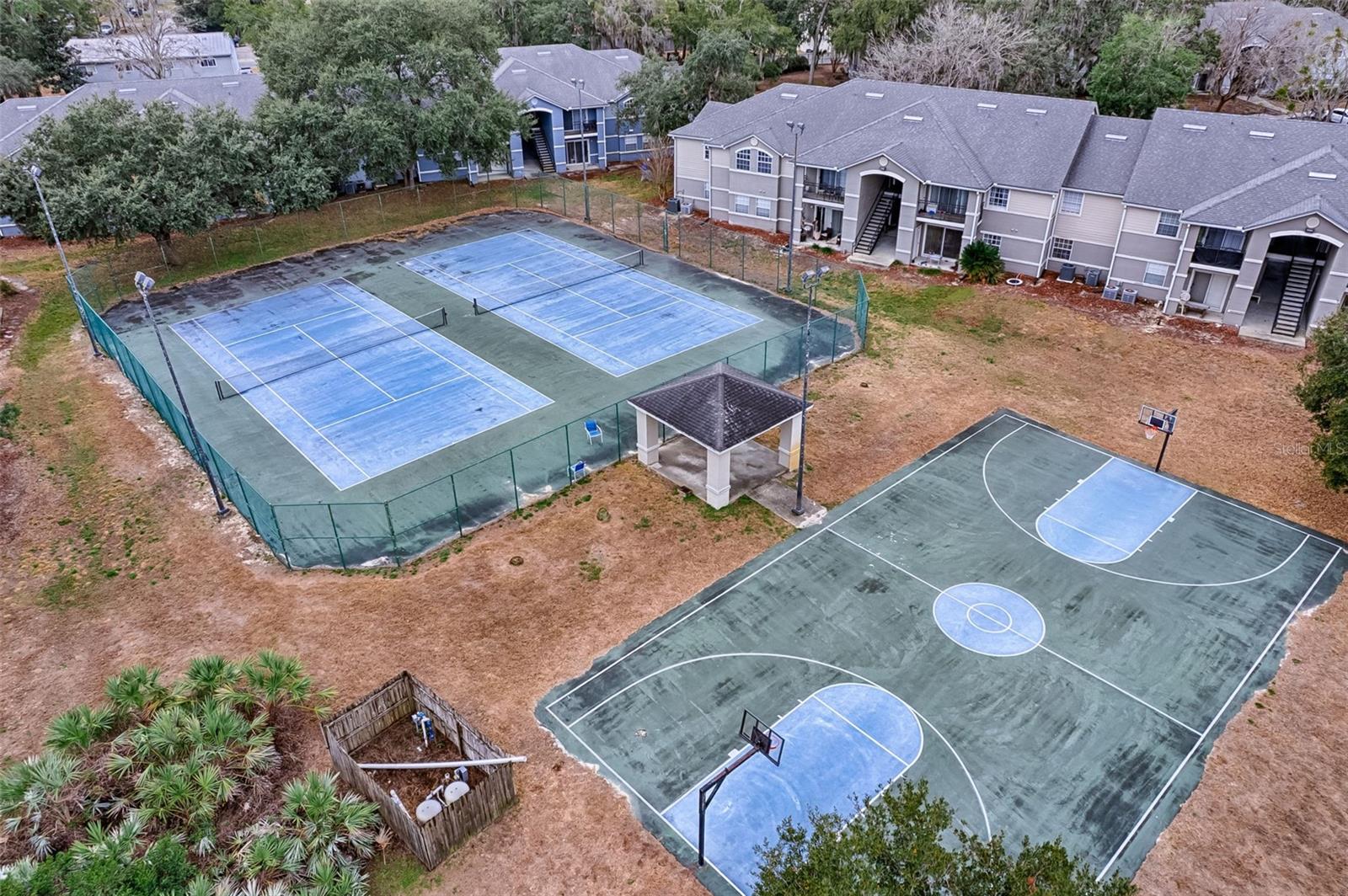 Image 31 of 39 For 3705 27th Street 926