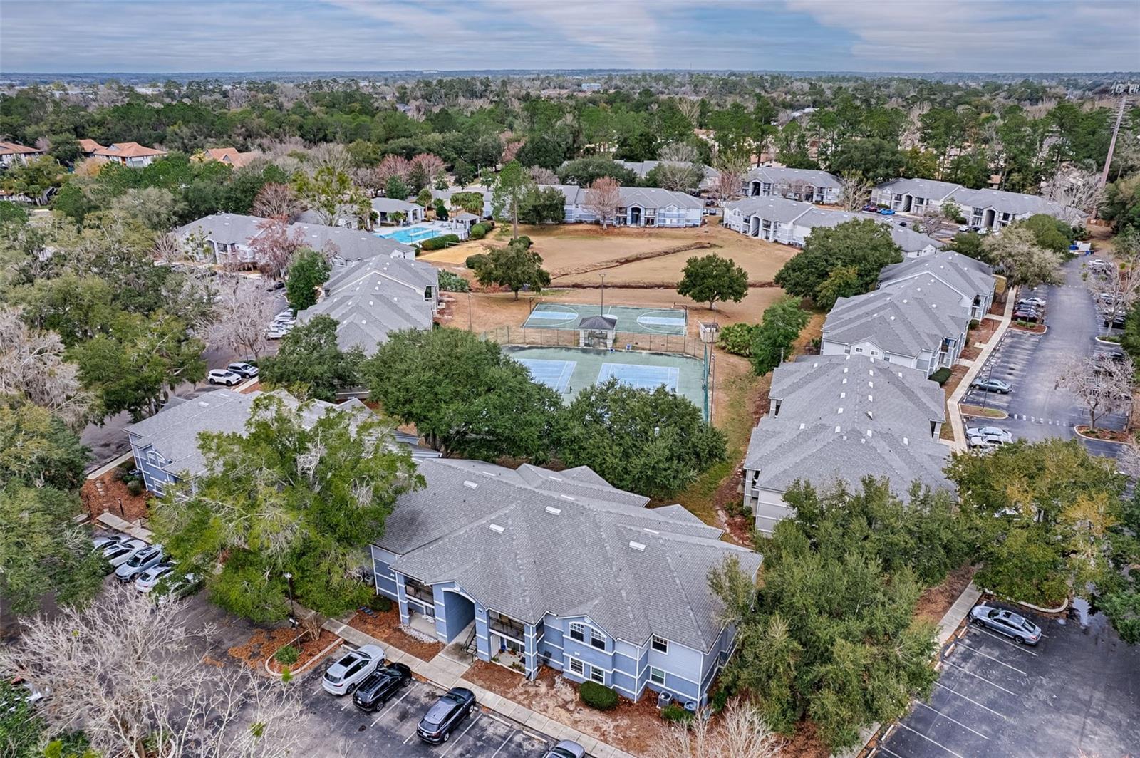 Image 35 of 39 For 3705 27th Street 926