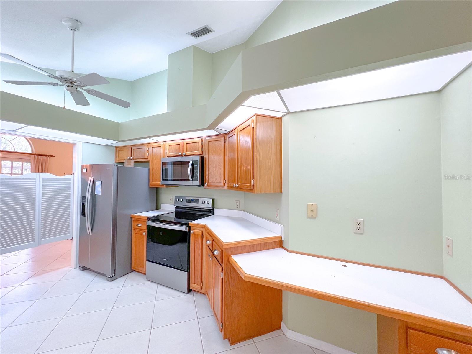 Image 9 of 21 For 12320 10th Place