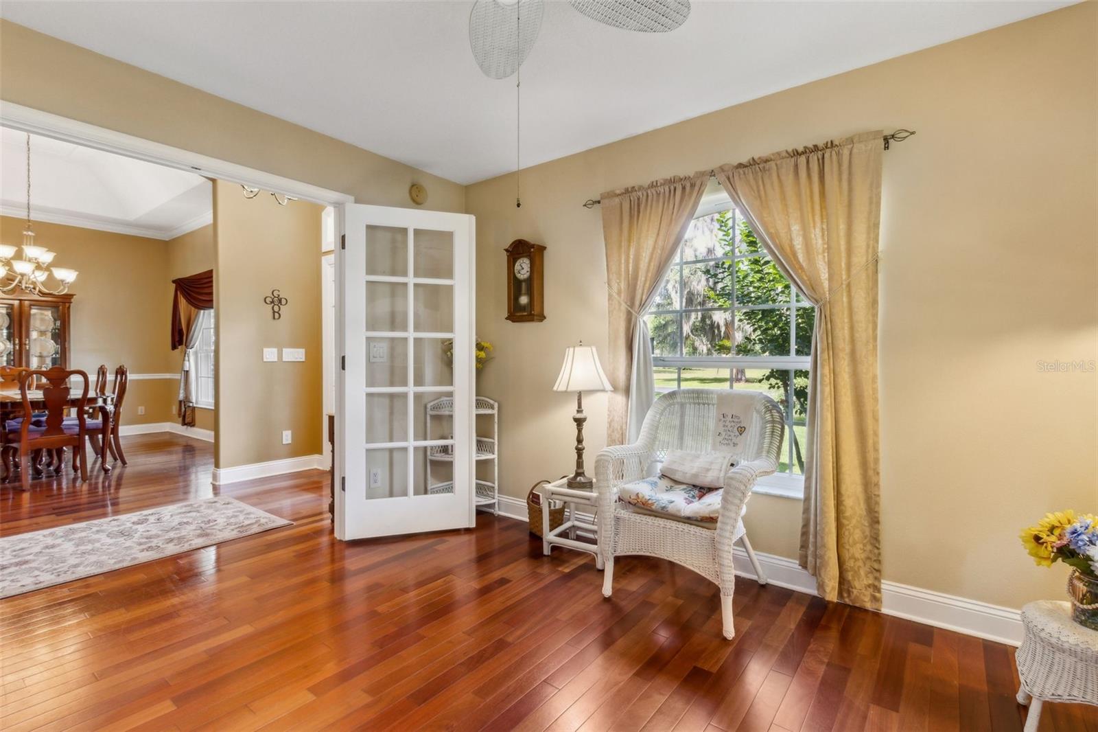 Image 11 of 67 For 166 Mount Royal Avenue